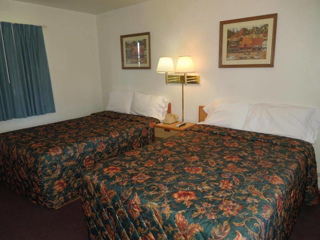 Delux Inn Fremont Bagian luar foto